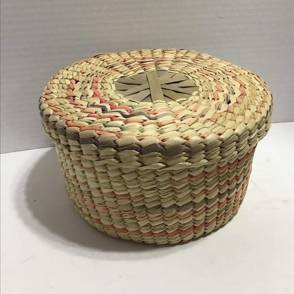 Vintage Native American Decorative Hand Woven Round Basket with Lid BoHo